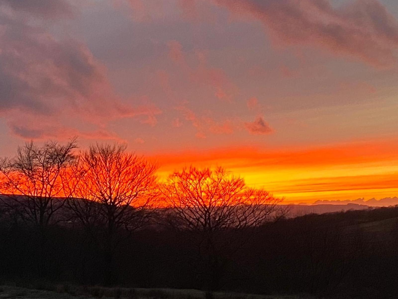 Pantyronen Tourer Holidays Llanbadarn Fynydd Exteriör bild