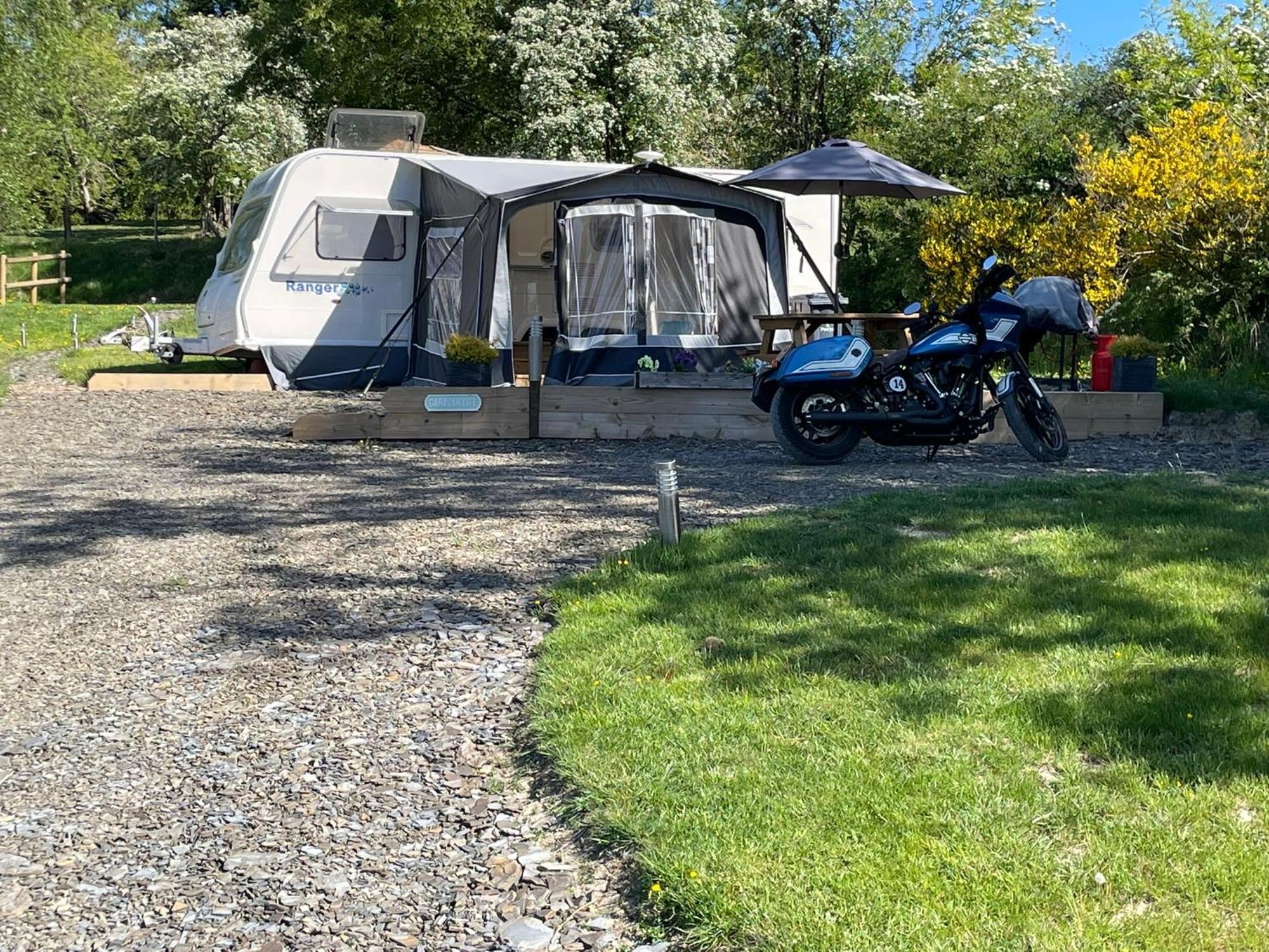Pantyronen Tourer Holidays Llanbadarn Fynydd Exteriör bild